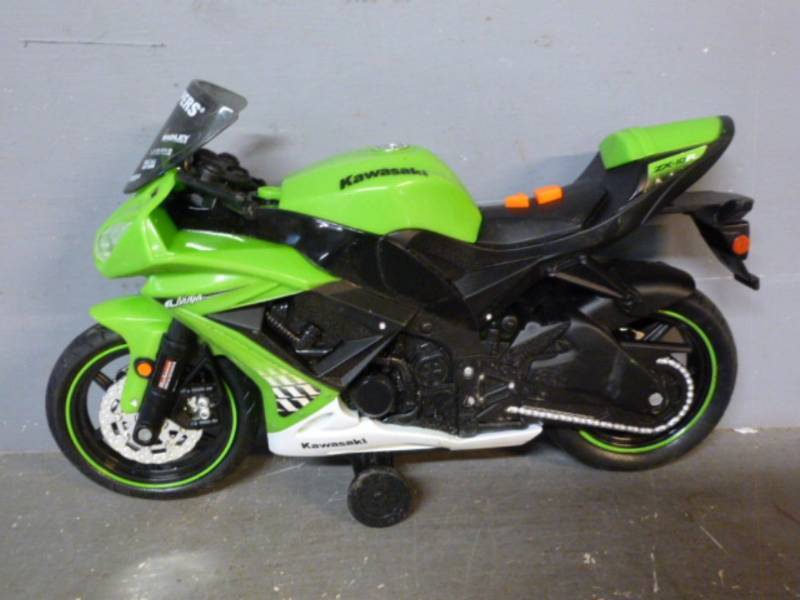 lot 86 image: Toy