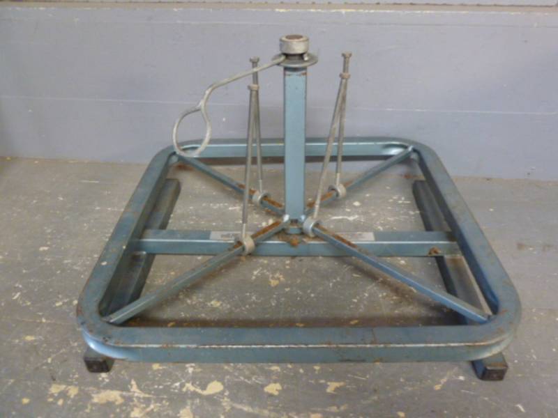 lot 131 image: Electricians Wire Dispenser