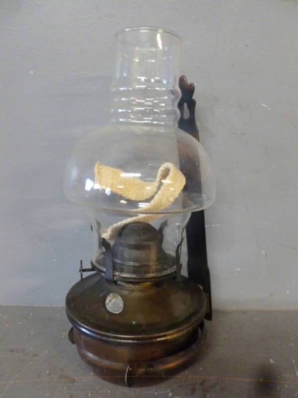 lot 150 image: Oil Lamp