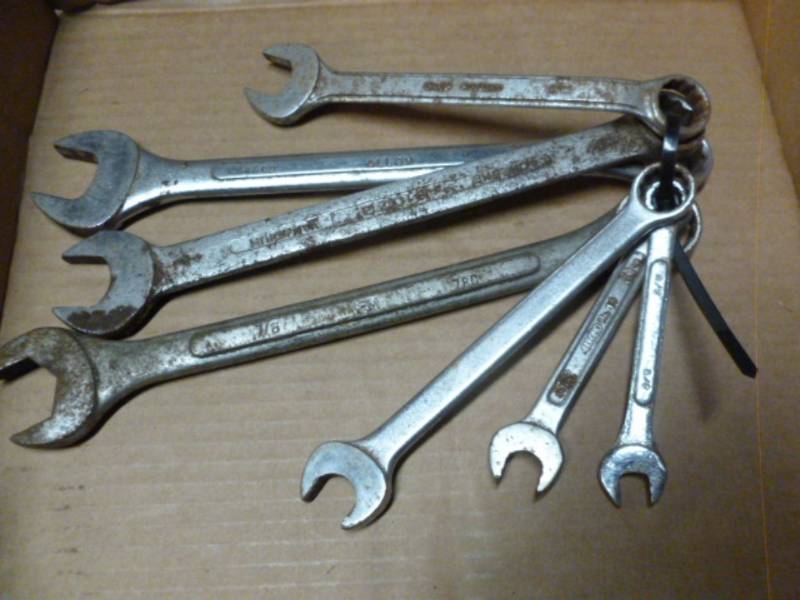 lot 185 image: Wrenches