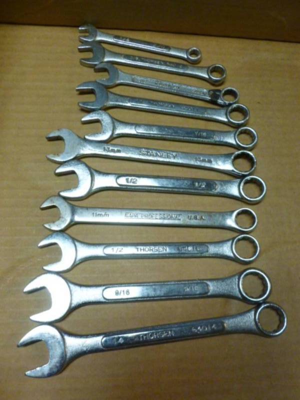 lot 201 image: Wrenches