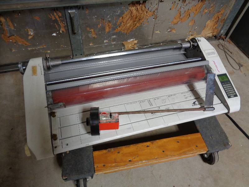 lot 2 image: Eagle 65 Commercial Laminator