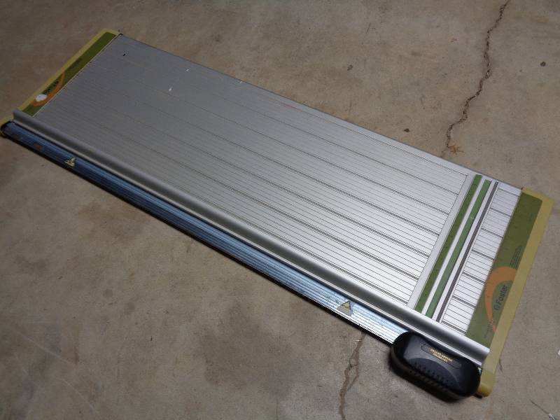 lot 4 image: 42 Inch Rotary Paper Cutter