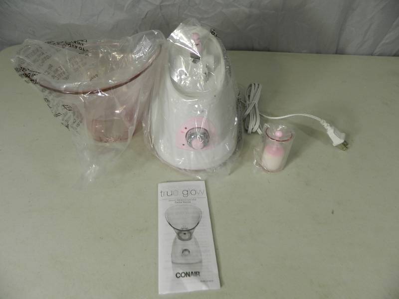 lot 39 image: New Conair True Glow Facial Steamer  Cool Mist