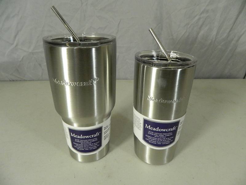 lot 45 image: 2 New Meadowcraft Tumblers with Metal Straws