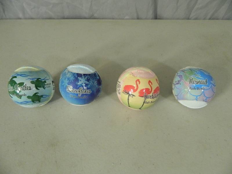 lot 64 image: 4 New Primal Elements Bath Bombs