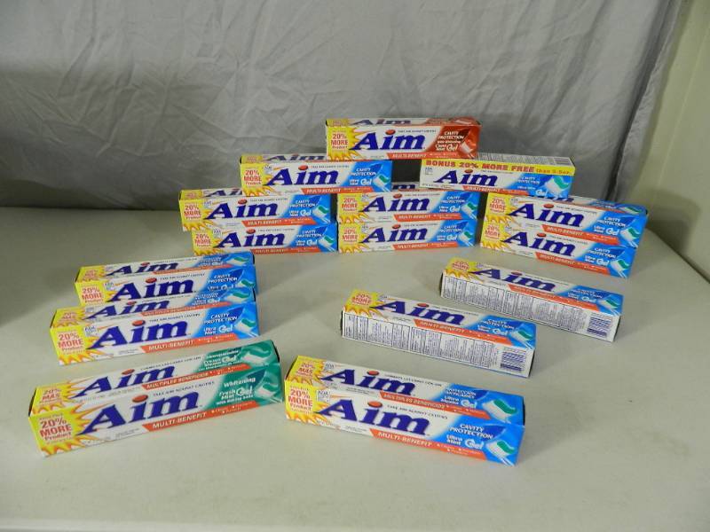 lot 73 image: 15 Tubes of Aim Toothpaste