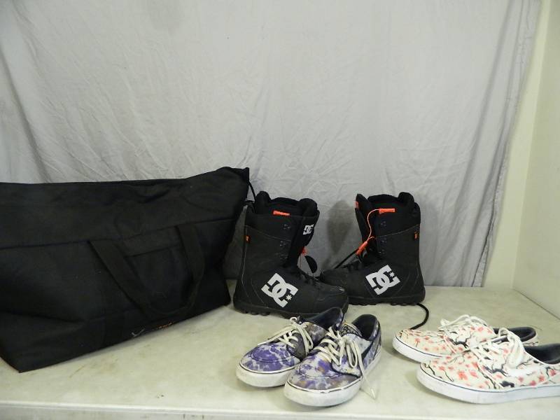 lot 105 image: DC Snowboard Boots and Nike Shoes