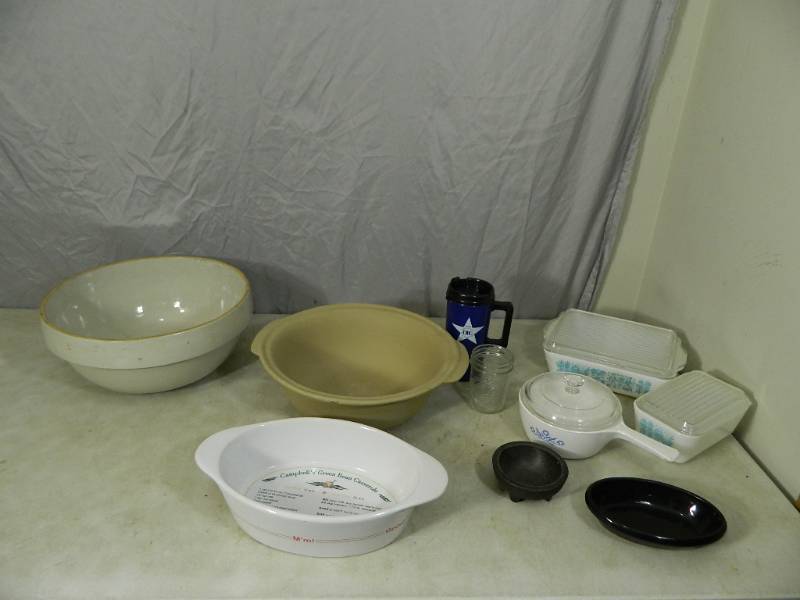 lot 121 image: Red Wing, The Pampered Chef, Pyrex