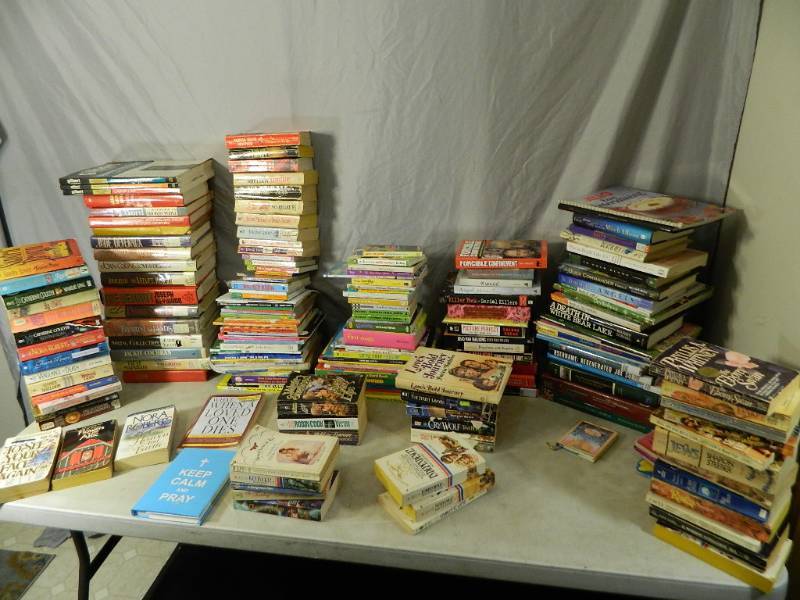 lot 142 image: Large Lot of Books