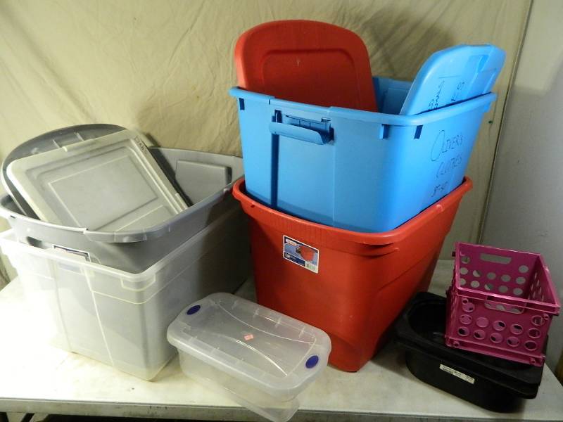 lot 149 image: Assorted Totes with Lids and Organization