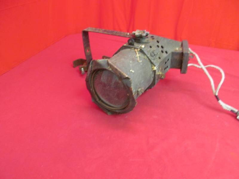 lot 48 image: Vintage Theater spot light