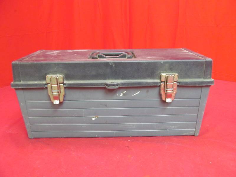 lot 92 image: tool box, tools