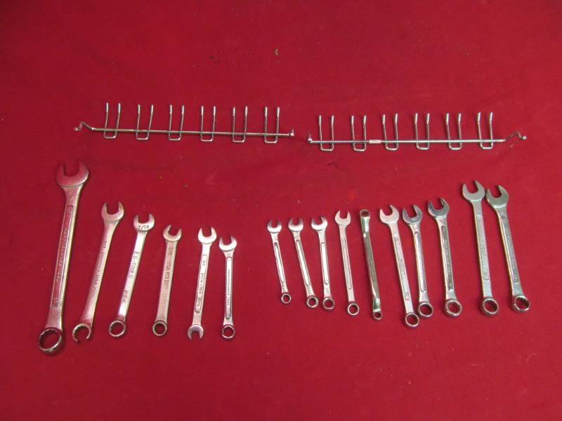 lot 121 image: combination wrenches