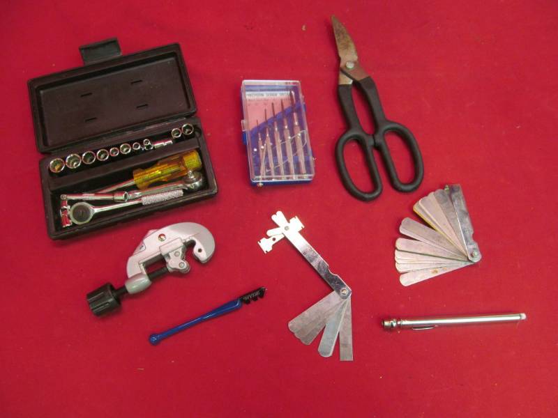 lot 124 image: tools