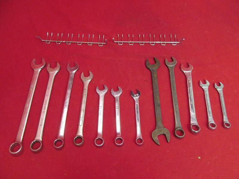 lot 126 image: wrenches
