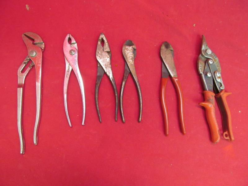 lot 132 image: tools