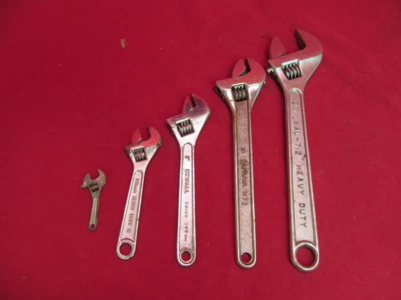 lot 136 image: wrenches
