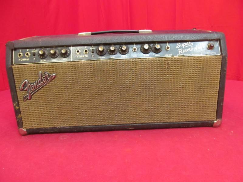 lot 149 image: Fender Super Reverb amp
