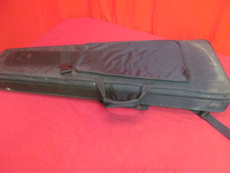 lot 153 image: guitar case