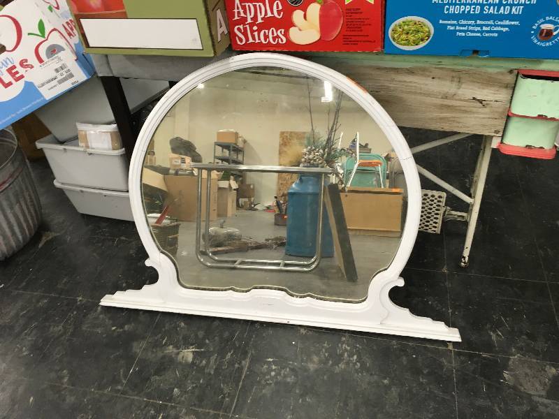 Round Mirror