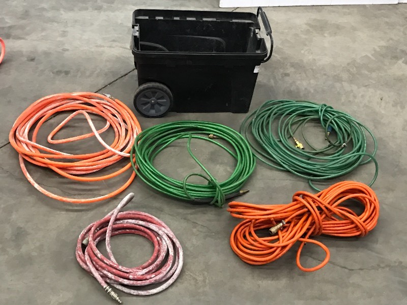 lot 3 image: Tote Of Air Hoses