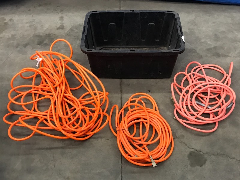 lot 4 image: Tote Of Air Hoses
