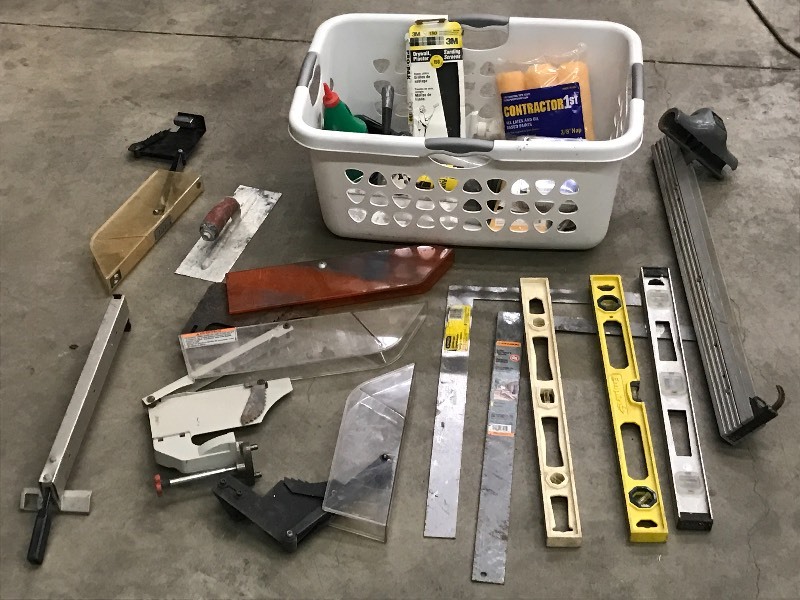 lot 28 image: Tote Of Wood Shop Supplies
