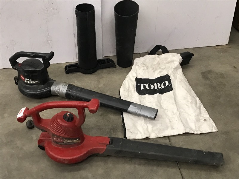 lot 46 image: (2) Toro Handheld Electric Blowers