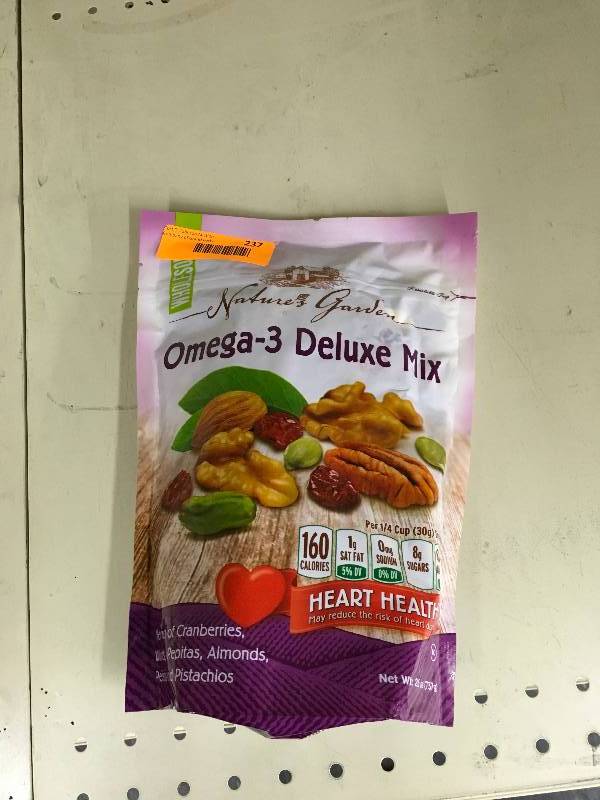 lot 237 image: Omega-3 Deluxe Mix