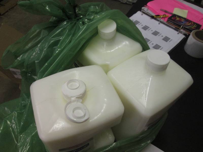 3 bottles of 1 gallon softsoap with...