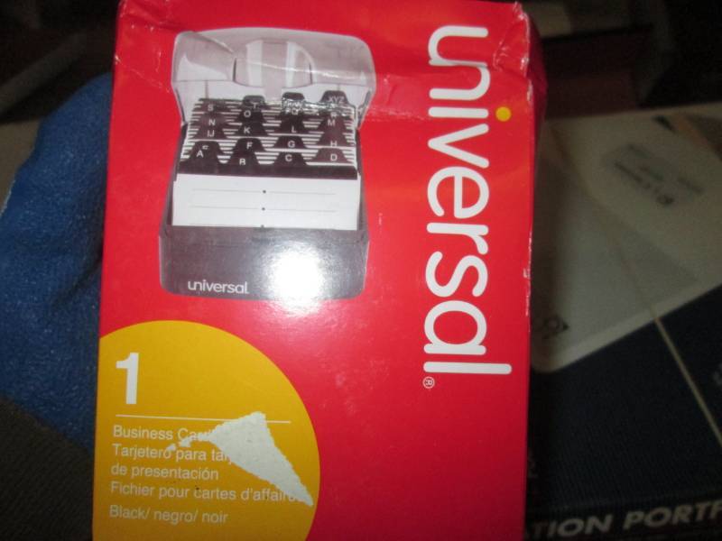 misc lot of office items ...