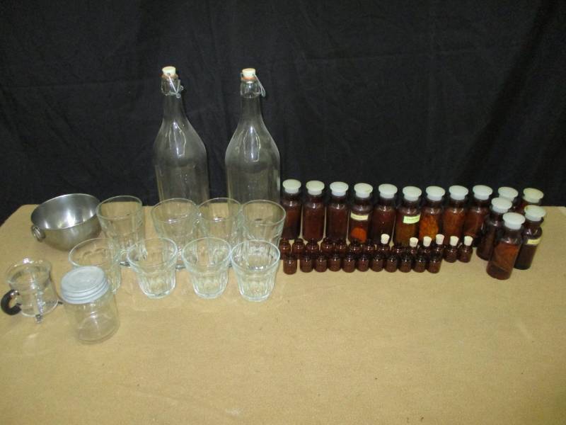 lot 68 image: Old Bottles