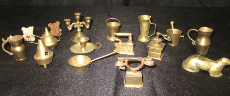 lot 75 image: Brass Bells