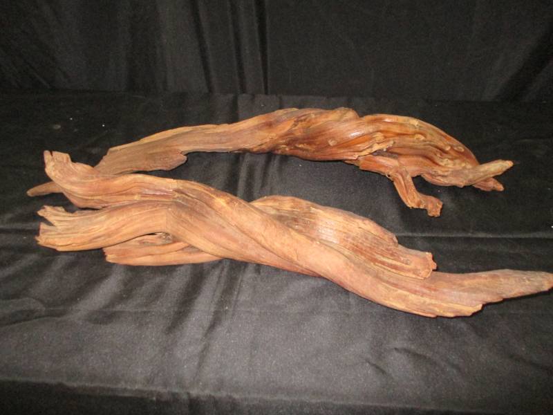 lot 82 image: Drift wood pieces
