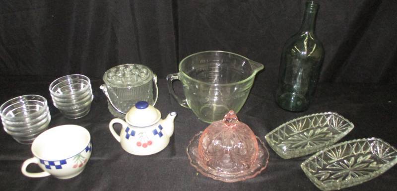 lot 91 image: Serving pieces, Nice mixing bowl