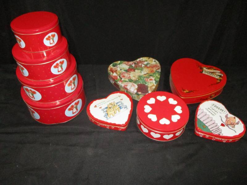 lot 106 image: Collector Tins