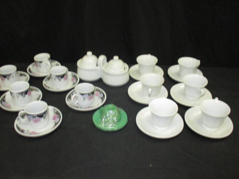 lot 134 image: 2 Tea Sets and Cream and Sugar