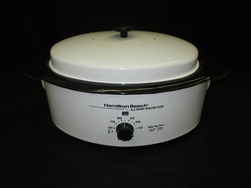 lot 141 image: Nice hamilton Beach Roaster