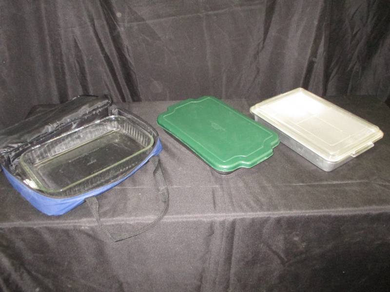 lot 143 image: Baking some covers and holder