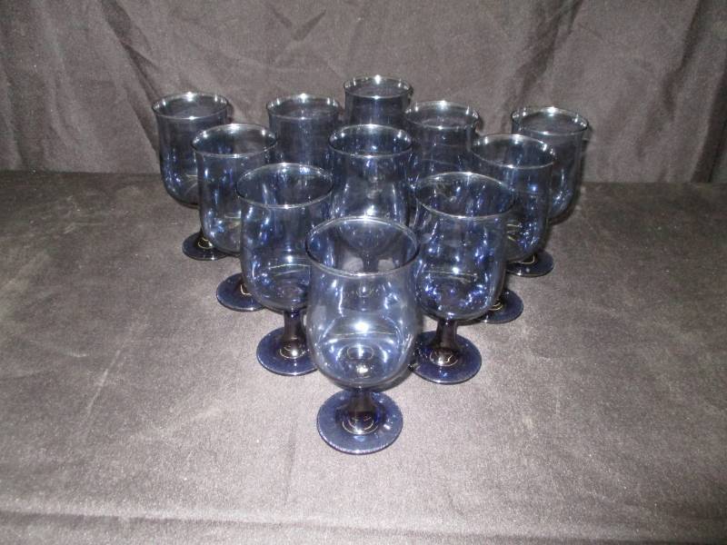 lot 162 image: Blue Goblets