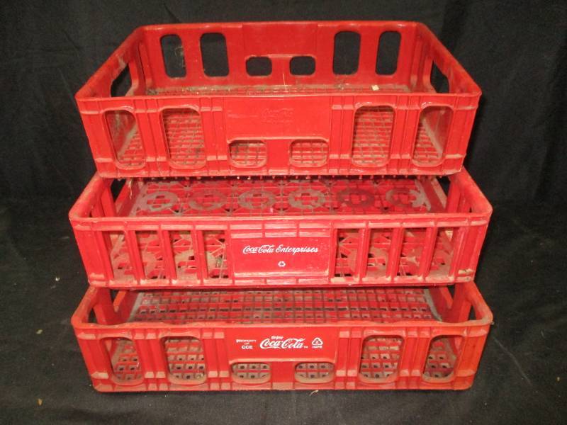 lot 207 image: Three Coca Cola Pop Crates