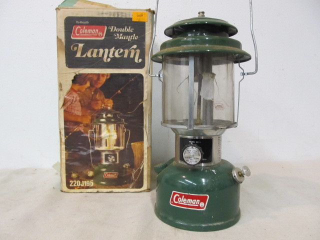 lot 16 image: Vintage COLEMAN Lantern wBox