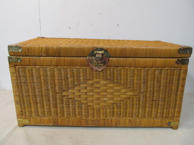 lot 80 image: Vintage Brass & wicker Oriental Trunk