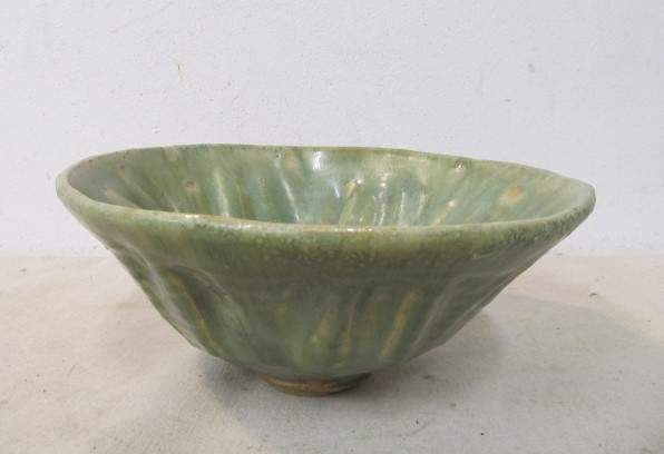 lot 87 image: Vintage Organic Art Pottery Large Green Bowl