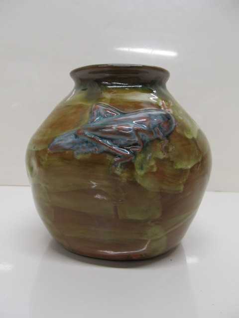 lot 202 image: Vintage Hand Thrown Art Pottery Grasshopper Vase