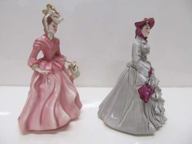 lot 88 image: Mint condition Vintage FLORENCE CERAMICS Lady Figurines