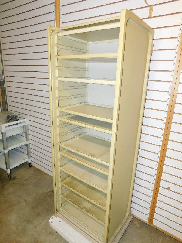 Metal 10 Adjustable Shelving Unit