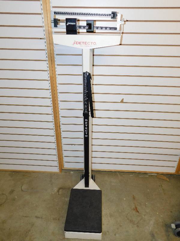 Detecto Scale With Height Bar