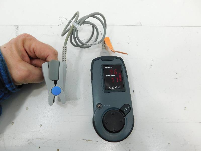 SN Pulse Oximeter---Model # MD300K1
